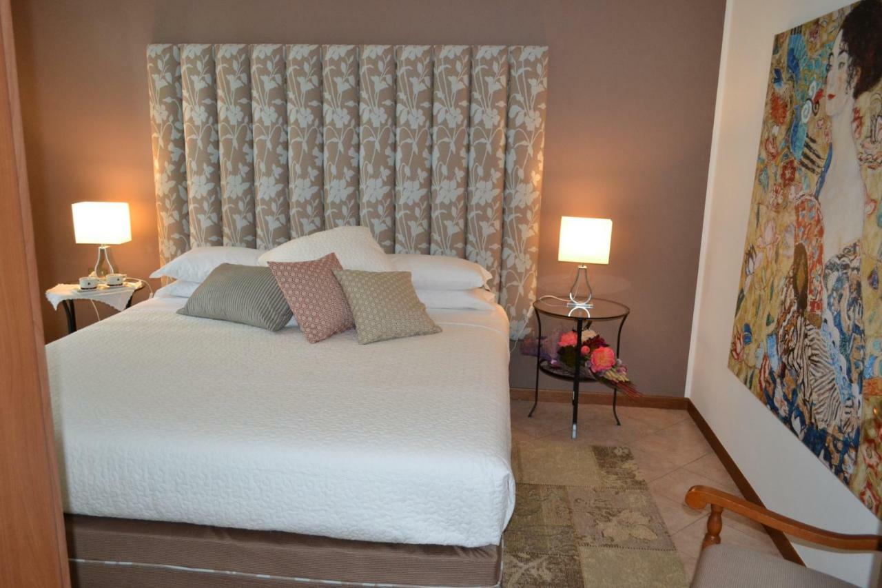 Torri Centro Apartman Torri del Benaco Kültér fotó
